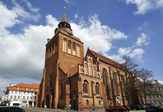Exterior view of St. Mary's parish church, © Helga Möbius
