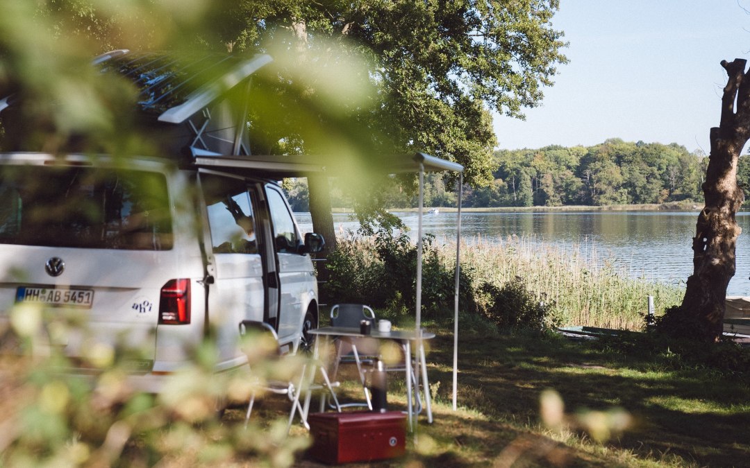Rijd bijna direct naar het meer in een camper en ontspan, © Foto: Oliver Raatz