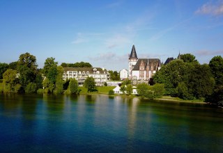 The Seehotel Schloss Klink is located directly on the Müritz, © Seehotel Schloss Klink