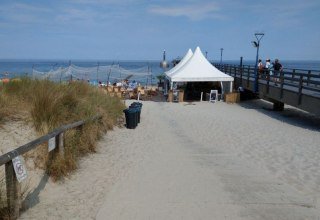 Accessible beach access at the pier in Zingst, © TV FDZ