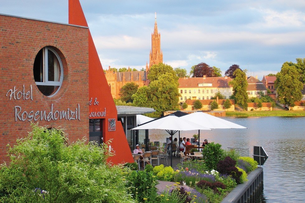 Moments full of pleasure in front of picturesque Malchow ambience, © Hotel Rosendomizil, Malchow