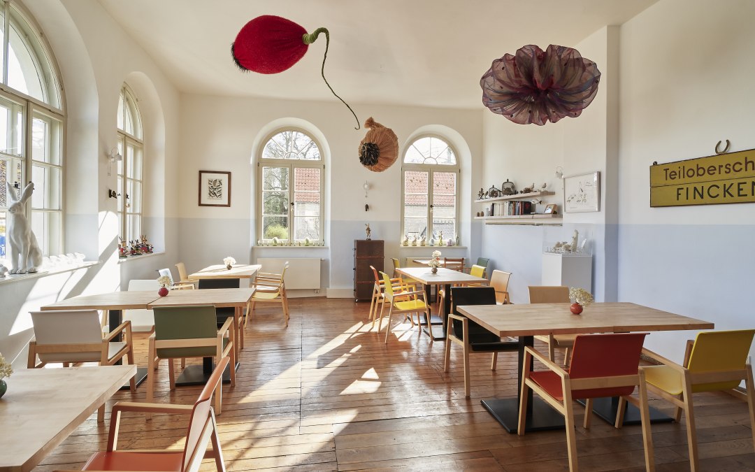 Classroom restaurant, © Kavaliershaus am Finckener See / Henryk Weiffenbach