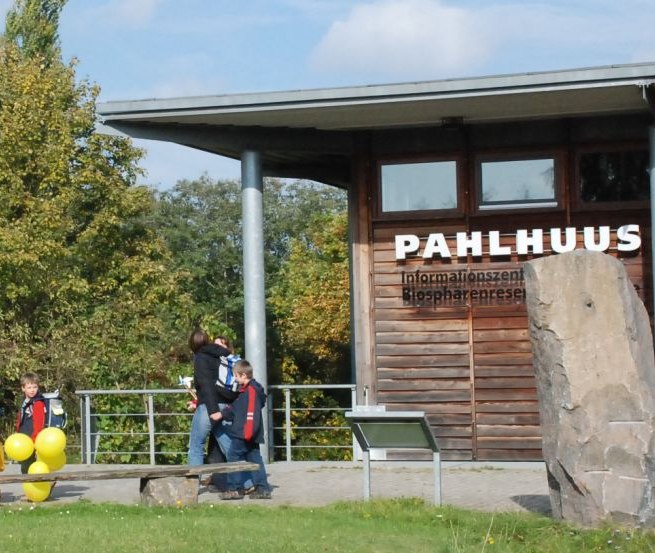 The PAHLHUUS is the information center of the Biosphere Reserve Schaalsee, © PAHLHUUS/Dornblut