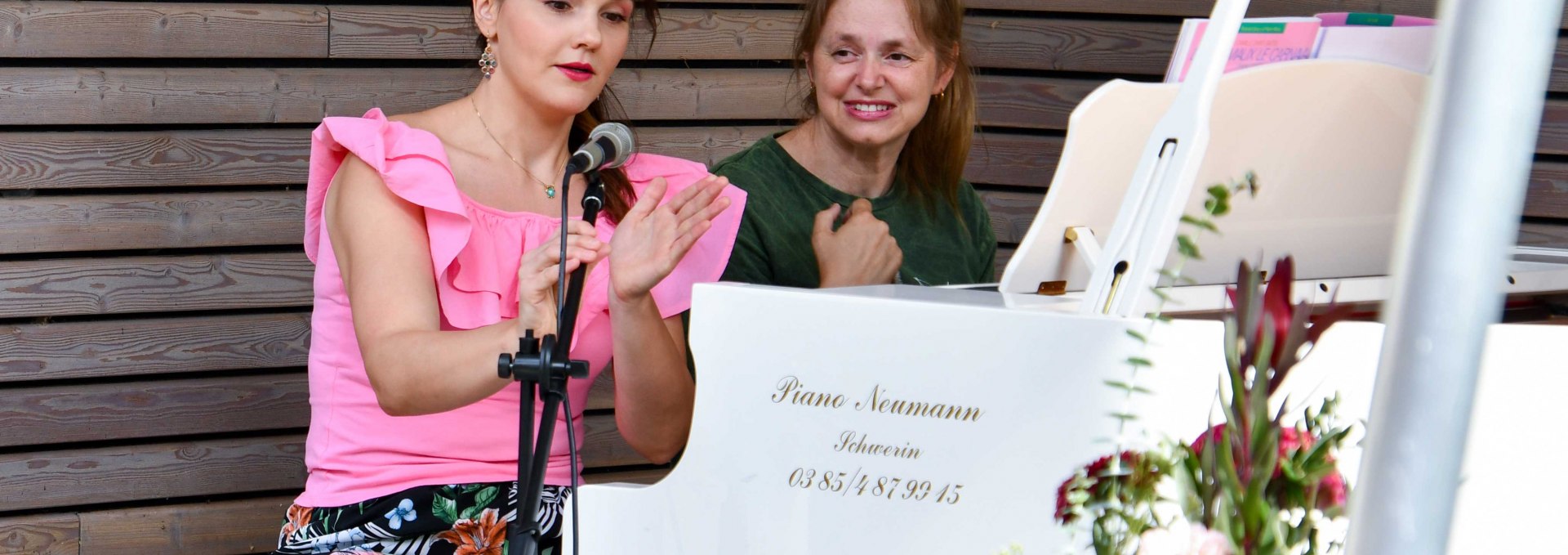 Christiane Klonz en Teresa Hoerl, © BÄRENWALD Müritz | Manuela Klier
