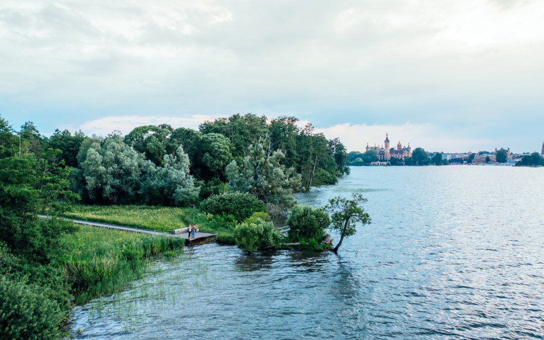View of Schwerin Lake from the Nature Park Trail, © TMV/Gänsicke