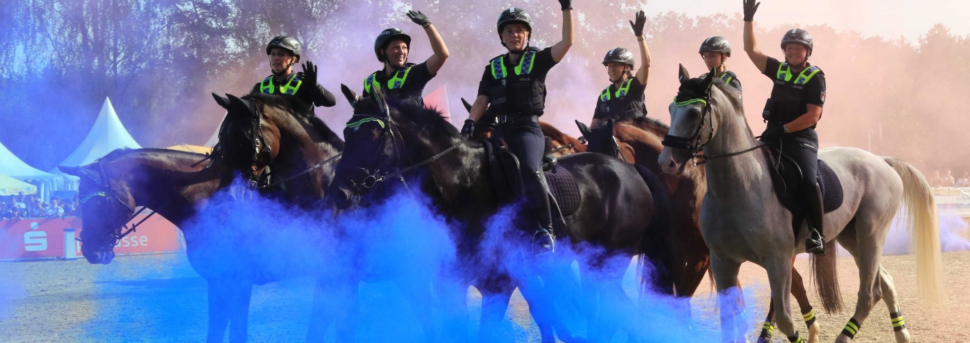 Polizeistaffel_Rauch-transformed, © S. Först, LGR H.Timm