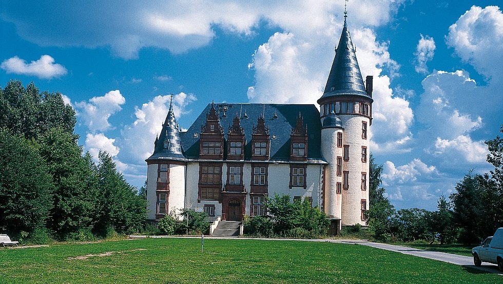 Zamek Klink, zbudowany w stylu neorenesansowym, jest obecnie wykorzystywany jako hotel, © TMV/Topel