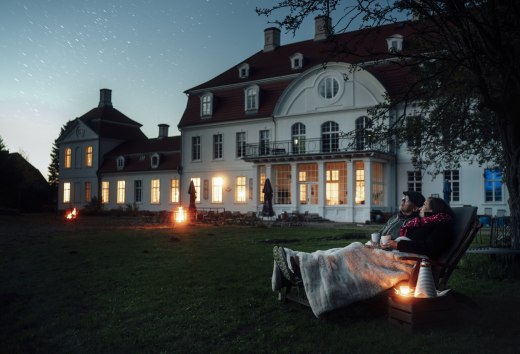 Warme dekens, een glas wijn en miljoenen sterren - dat is romantiek in Kasteel Vietgest, © TMV/Petermann