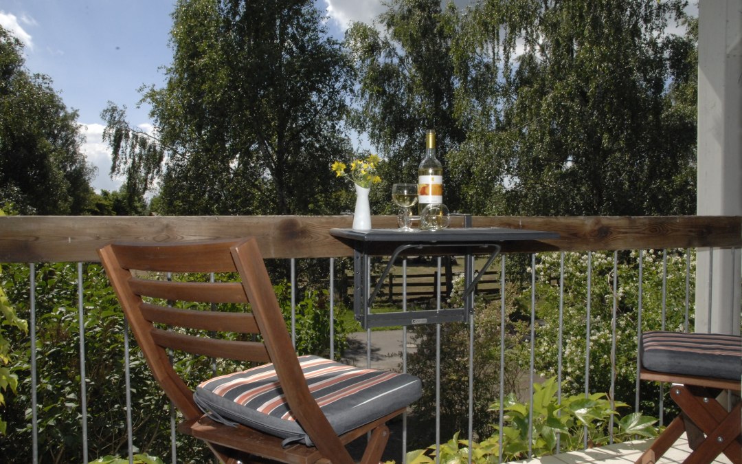 Balkon-met-wijn, © Bernsteinreiter