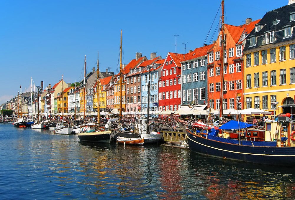 Historical harbor district Nyhavn in Copenhagen, © Scandlines
