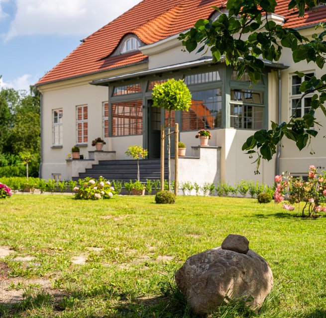 Exterior view Zahren Manor, © DOMUSImages