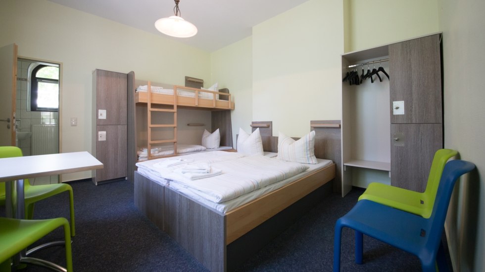 Rooms with double bunk beds and some parent beds, © DJH MV / Andreas Dumke