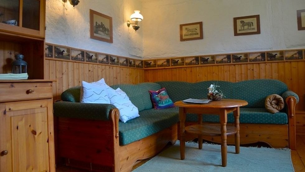 Stadnina koni Schwalbennest: W naszych trzech mieszkaniach wakacyjnych dla maksymalnie 6 osób można rozgościć się w naszej małej, rodzinnej stajni jeździeckiej., © Pferdehof Schwalbennest/ Kottke