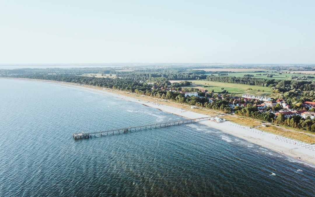 Also beautiful from the air: Boltenhagen's long sandy beach., © TMV/Friedrich