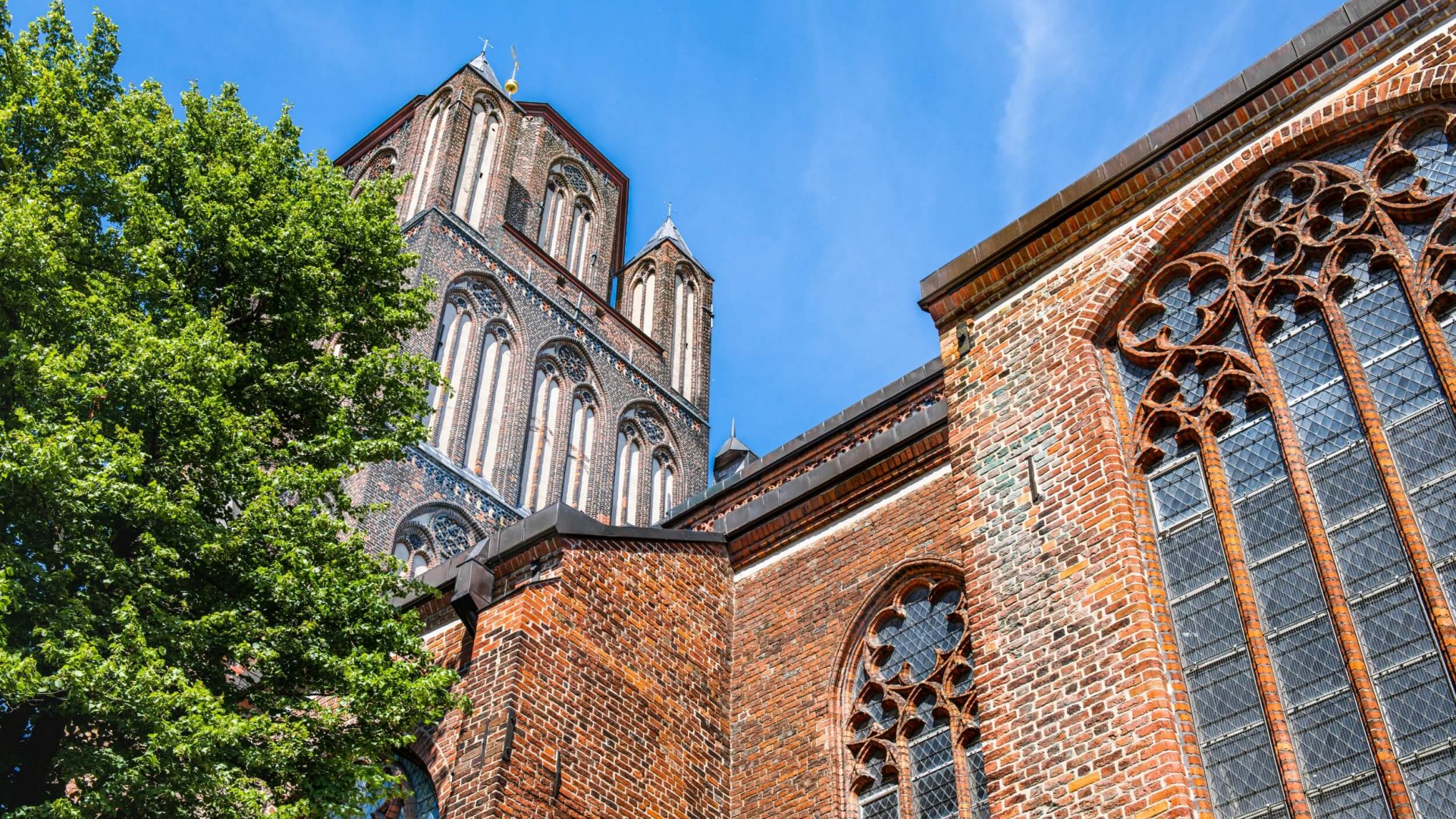 Outside brick gothic, inside a secular place for concerts, events and many beautiful celebrations, © TMV/Tiemann