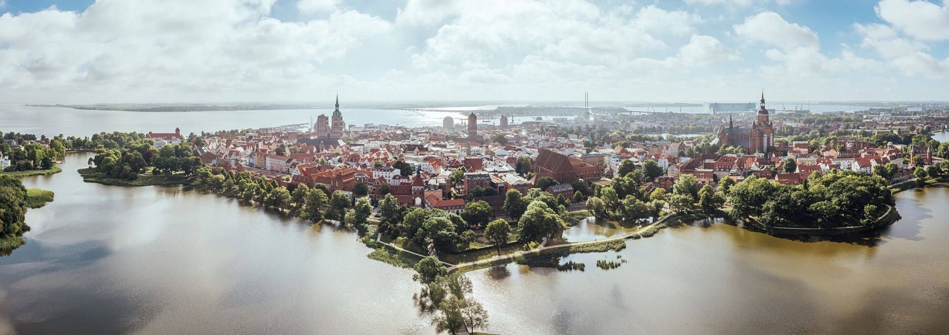 View of the old town of the Hanseatic City of Stralsund, © TMV/Gänsicke