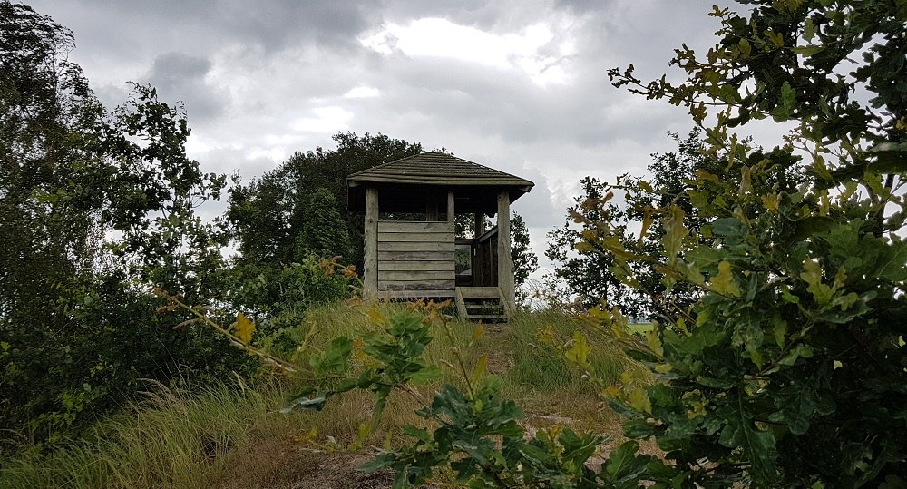 Observatietoren op een kleine heuvel, © Verein Lewitz e.V.