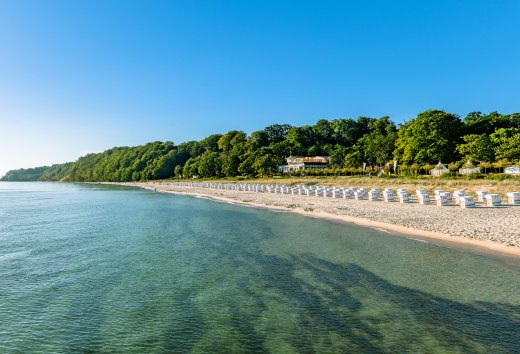 When you think of Rügen, you see wide sandy beaches, clear Baltic Sea water and lush green beech forests in front of you. But the island has so much more to offer. With Göhren, the Baltic Sea island has the only seaside resort in Germany that is also a Kneipp spa., © TMV/Tiemann