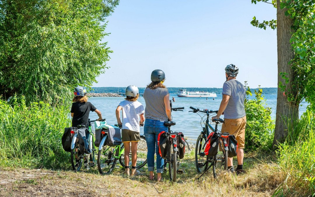 Krótka przerwa nad brzegiem rzeki Müritz w miejscowości Klink, © TMV/Tiemann