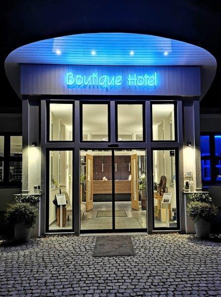 Hotelgasten kunnen niet alleen genieten van kunst, maar ook van verfijnde, stedelijke architectuur in het hele hotel., © Jörn Gattig