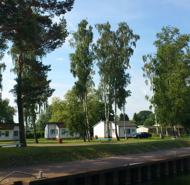 Vacation homes near the beach on the Szczecin Lagoon, © Touristinformation Mönkebude