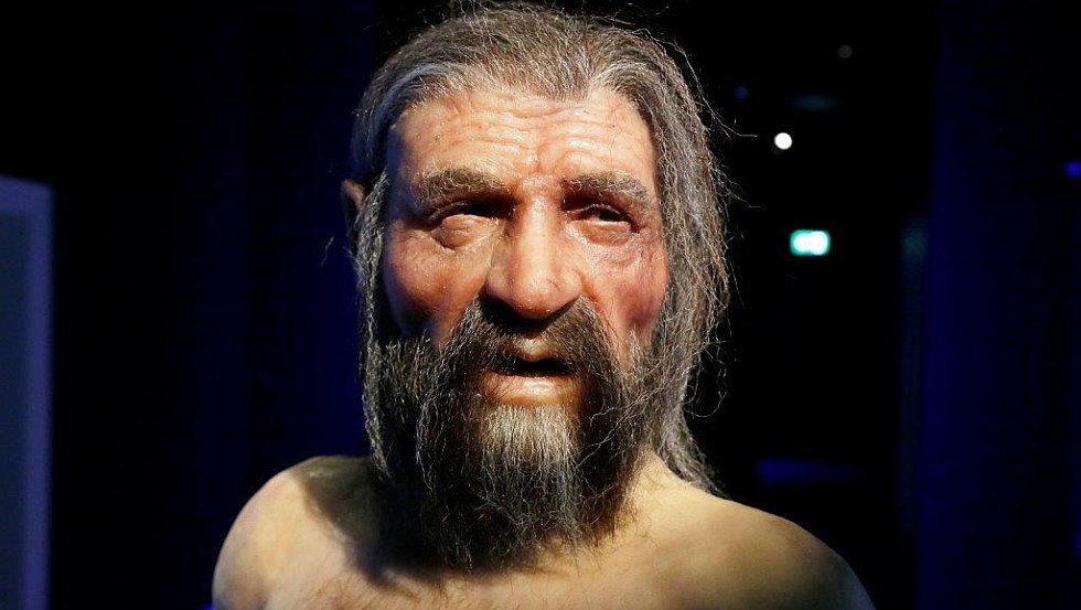 De enige replica van Ötzi in Duitsland staat in Wittenburg. Ötzi staat voor de eerste mens waarvan bekend is dat hij graanproducten at., © Stern-Wywiol Gruppe GmbH & Co. KG